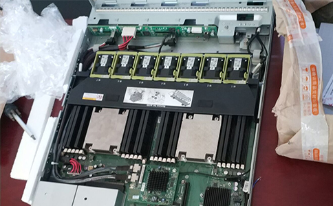 云主機服務器_租香港vps需要注意什么？