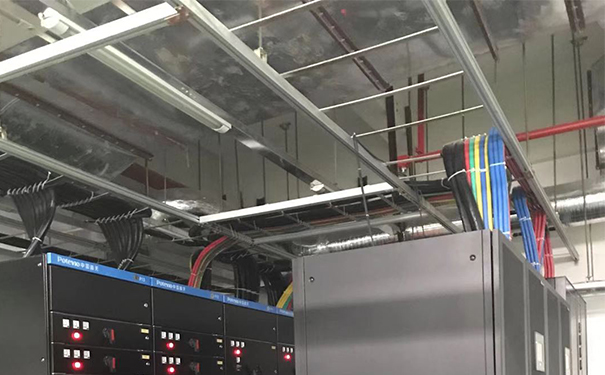 服務器主機_為什么要租美國VPS？