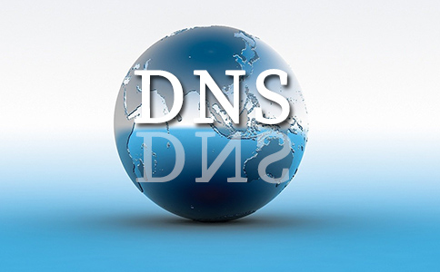 DNS服務器在物聯網（IoT）設備連接管理和安全認證中的作用是什么？